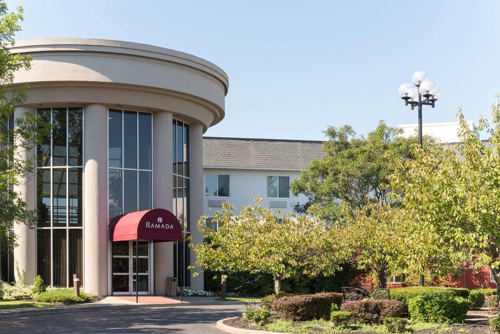 Ramada Hotel & Conference Center Buffalo Exterior photo